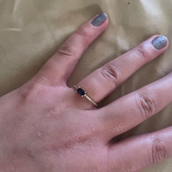 NEW sapphire gold diamond ring. 0.12 cwt - Picture 1 of 5